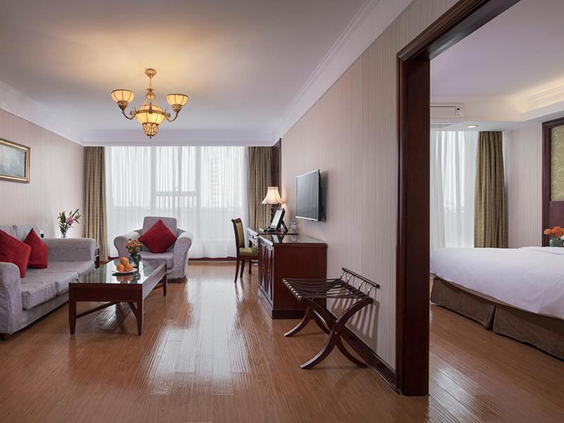 Vienna International Hotel Taicang Nanyang Plaza Екстериор снимка