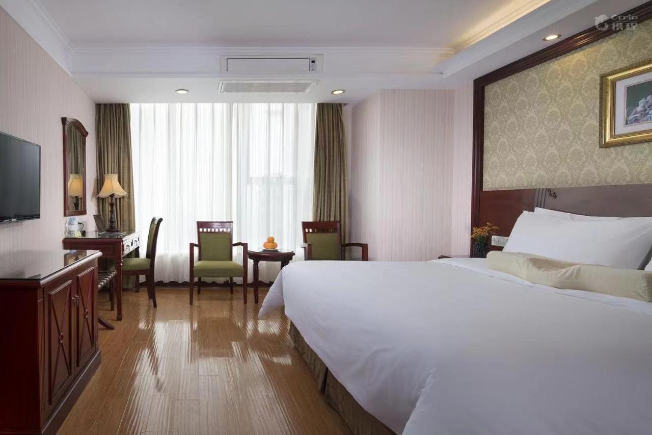 Vienna International Hotel Taicang Nanyang Plaza Екстериор снимка