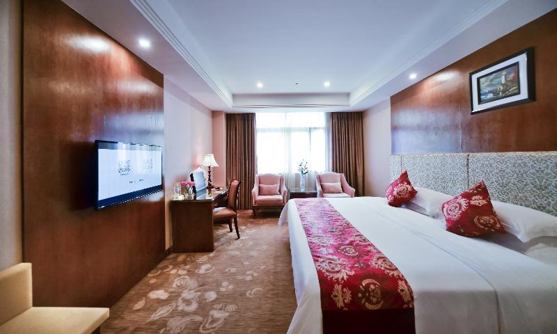 Vienna International Hotel Taicang Nanyang Plaza Екстериор снимка